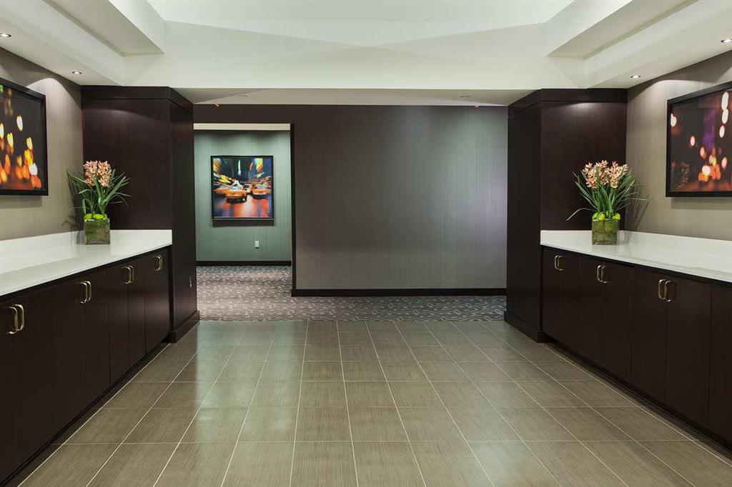 Doubletree Suites By Hilton Nyc - Times Square Нью-Йорк Интерьер фото